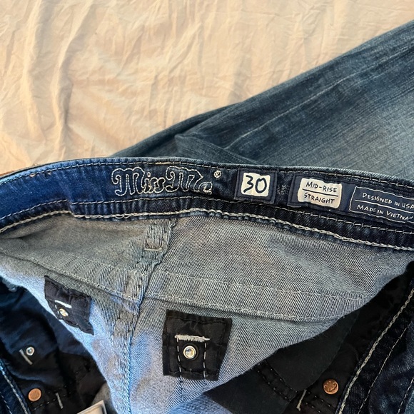 Miss Me Straight Leg Jeans - Picture 5 of 5